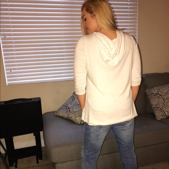 Belldini White Lace Up V Neck & hood Sweater Large - Picture 3 of 5